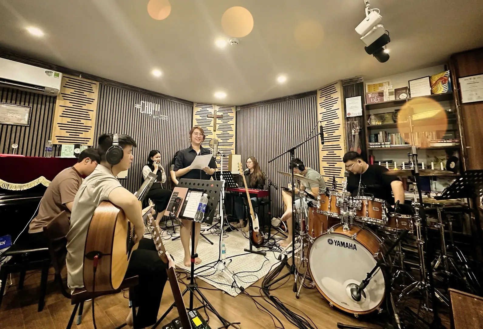 기타로 마음을 울리다 – Chạm Studio에서 시작하세요!