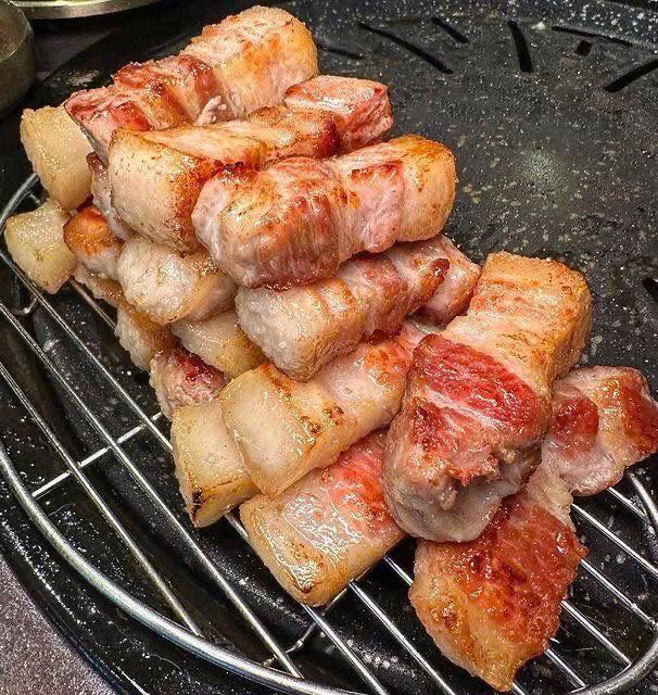 목구멍 호치민 1군점 - all