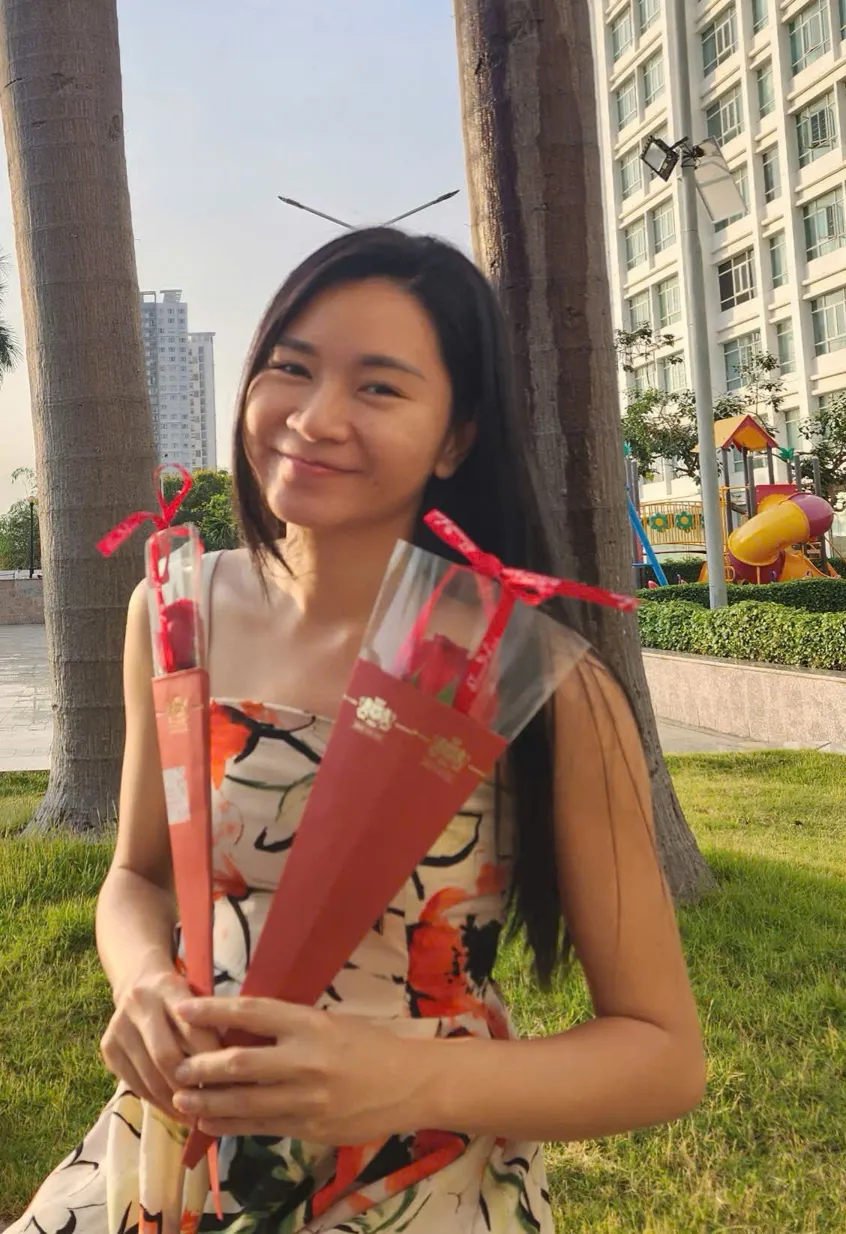 MOTHER NGUYEN KHANH HOA - THE PERSON WHO KEEPS YOUNG WITH THE HEART