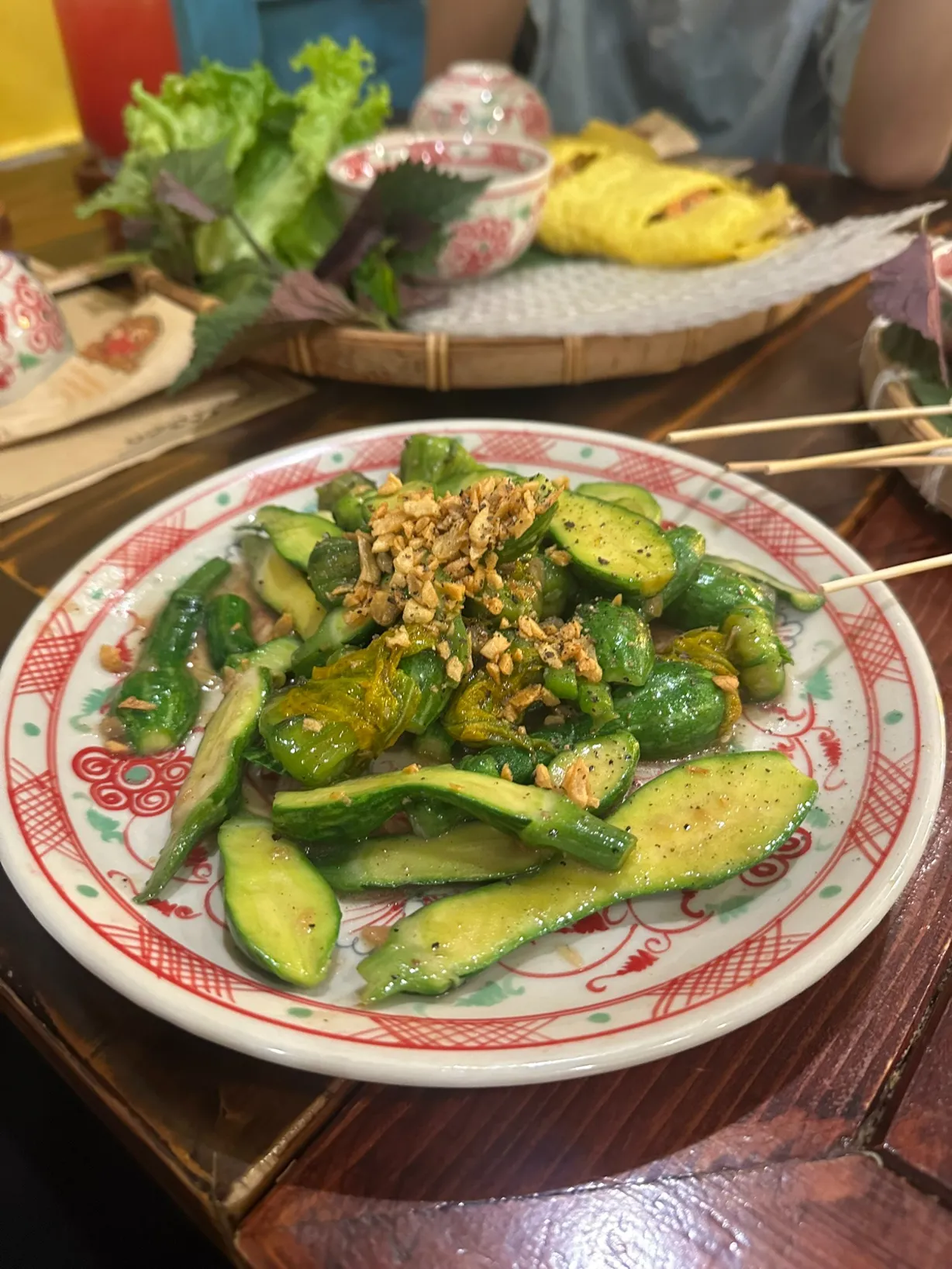 Bếp Mẹ Ỉn - Lê Thánh Tôn - all