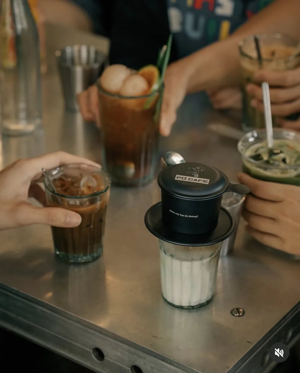 퍼 카페 – 사이공 - 7