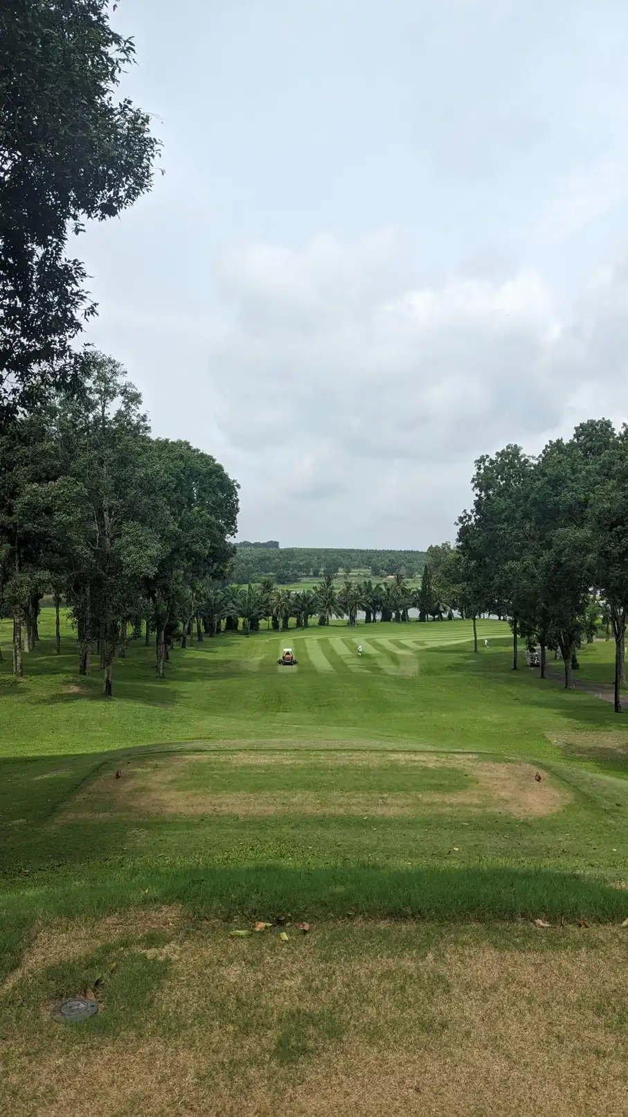 Beautiful natural scenery at Dong Nai Golf Resort | Quan_Nguyen