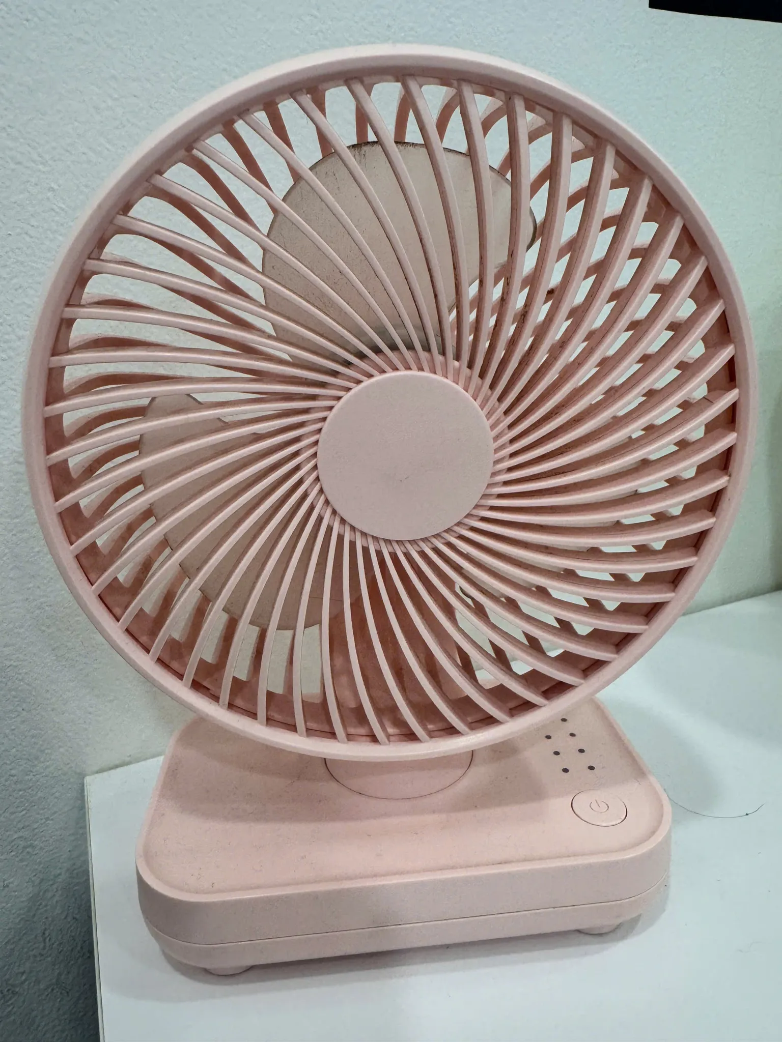 Quạt Mini Văn Phòng sài bằng Pin - 0