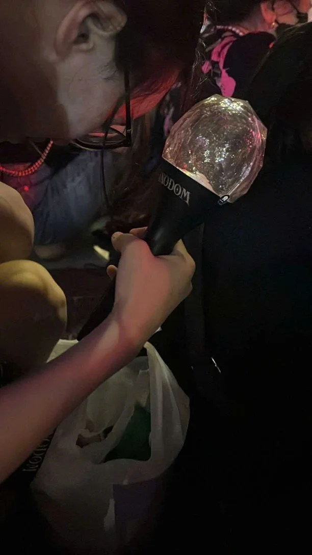 어제 ‘베트남 인민 공안의 영광’ 행사 다녀왔어요🔥🔥🔥🔥🔥
SOOBIN 나올 때 진짜 자부심 뿜뿜… 너무 멋있어서 심장 녹았어요 😭
완전 간지 폭발... 최고로 멋졌어요!!!
이런 무대 또 볼 수 있으면 좋겠다… 진짜 감동이었어요 🔥
#vinhquangCongannhandanVietNam
#VinhquangCANDVietNam
#SOO ... | KimNgan184