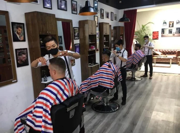 Classic European style barbershop in District 2 – Le Barbier de Saigon - 4