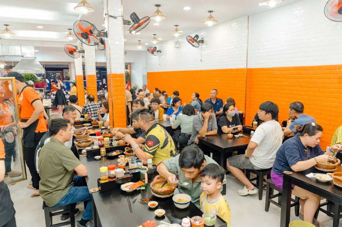 Ut Thao Crab Noodle Soup - all