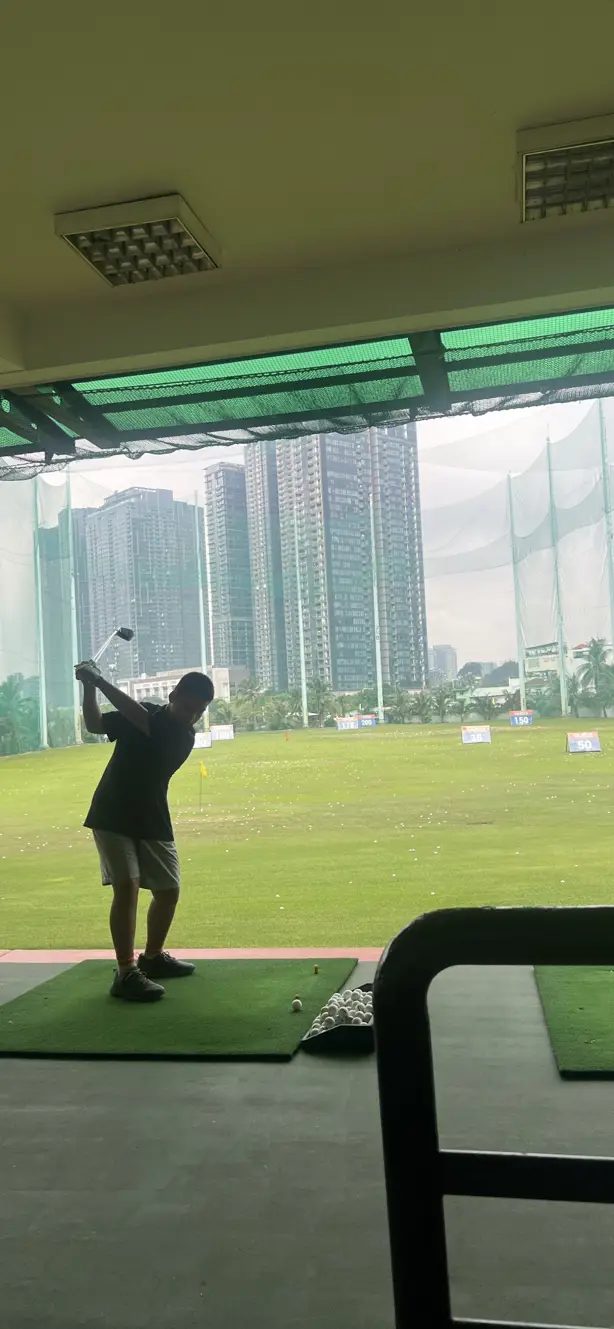 아침일찍 연습하는 13세 림 입니다^^ 

월요일에 떤선녓 골프장에서 열리는 대회 준비하는데 

기특합니다. 저는 많이 피곤하지만요 ㅎㅎㅎㅎㅎㅎㅎ

좀더 자고싶네요 ㅎㅎ | LIMPRO