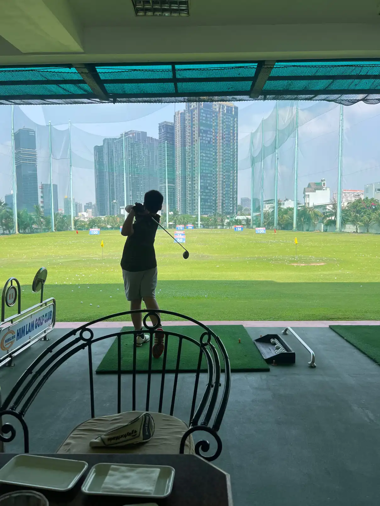 휴일이라 그렙도 잡기힘들고 어려웠지만 출근완료^^

날도 좋고 기분도 좋네요~ 

연휴 잘 보내세요~ | LIMPRO