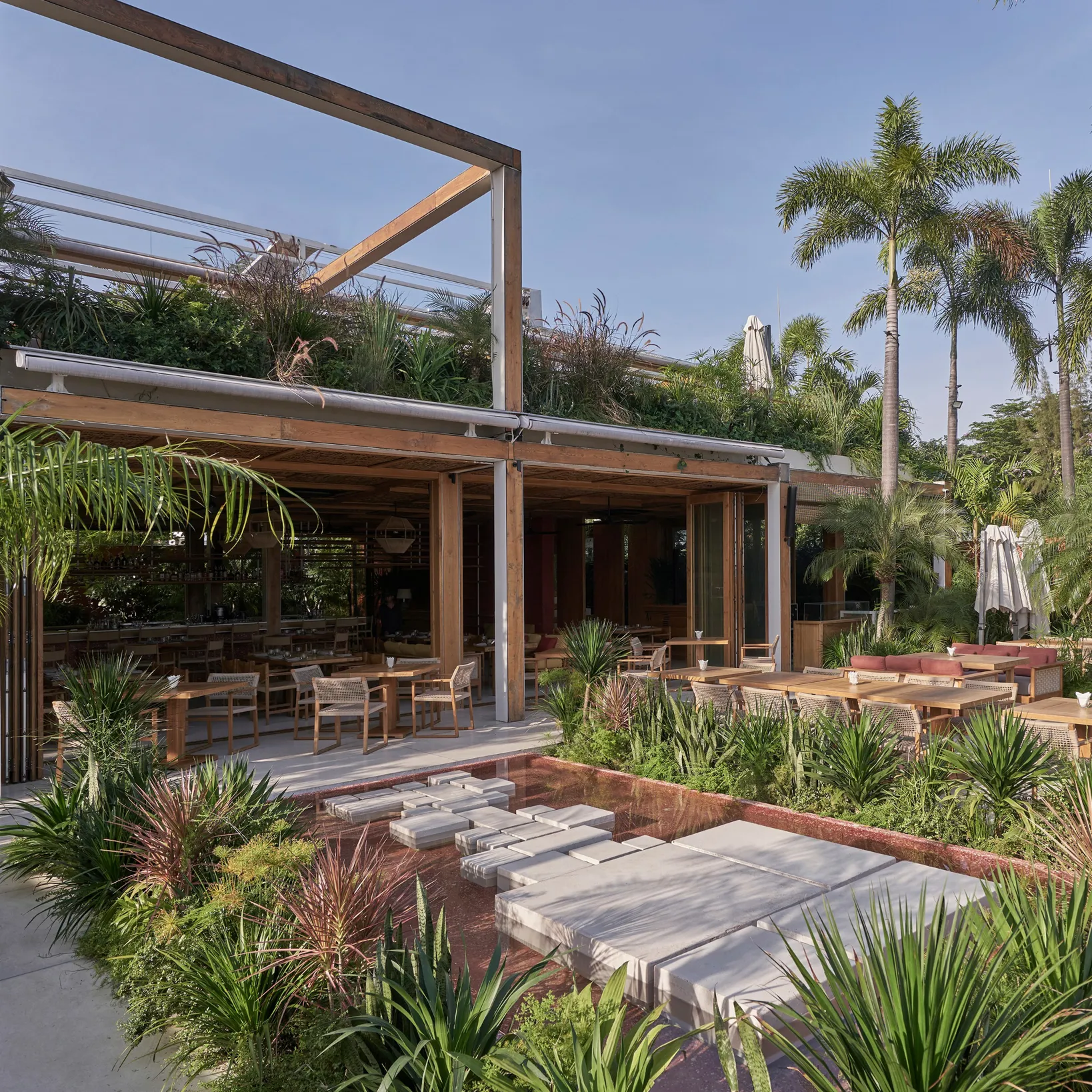 CLAY - Cocktails & Cuisine - all