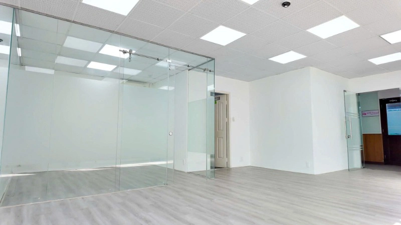 🌻Cho thuê sàn văn phòng Quận 3
👉Diện tích: 105m2
👉Giá thuê: 12$/m2
📲Quan tâm ib hoặc liên hệ: 0772963457 Ái Ngọc | VoThiNgoc