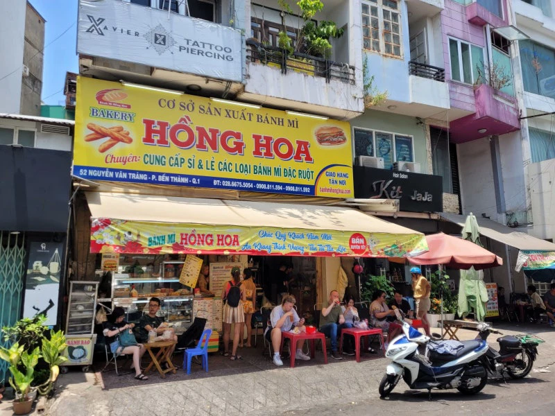 반미 홍 호아 (Banh Mi Hong Hoa) - all