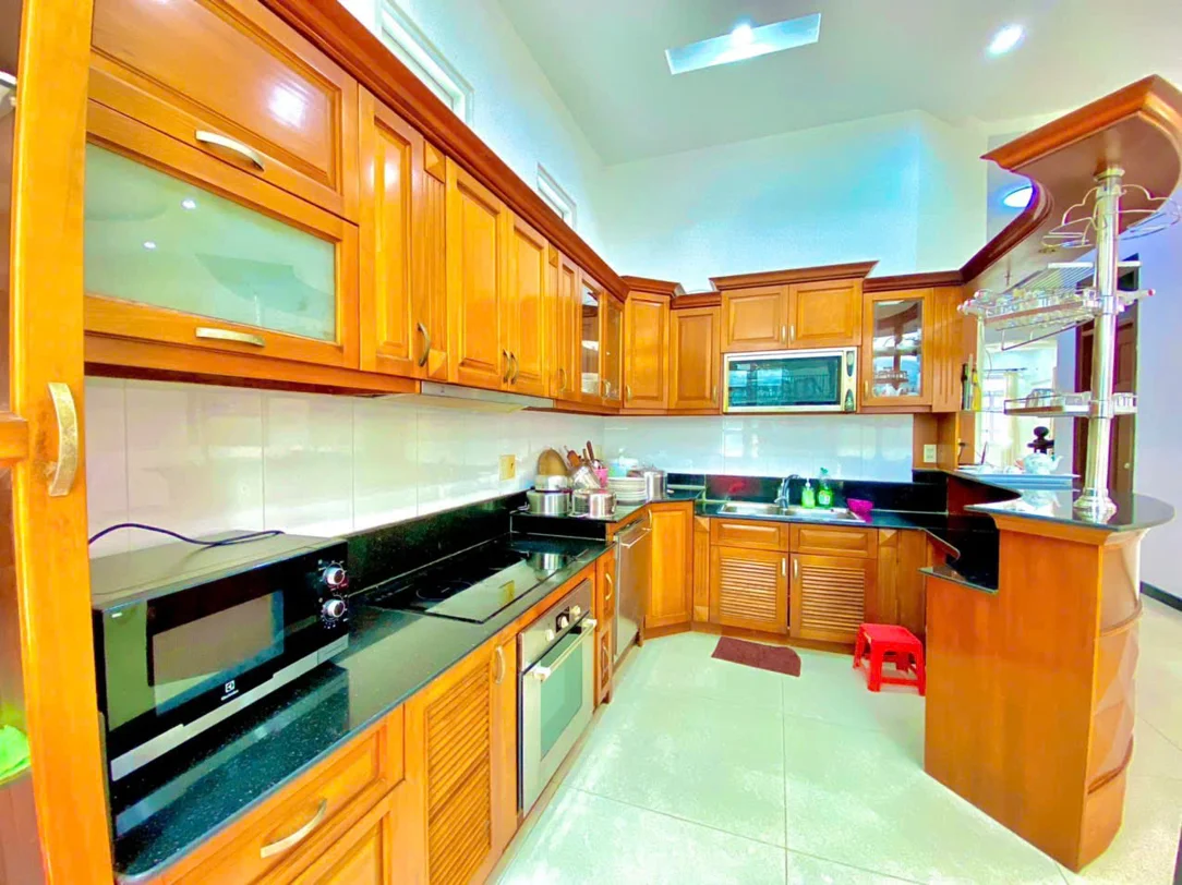 GEM VILLA - VILLA FOR RENT IN THAO DIEN DISTRICT 2