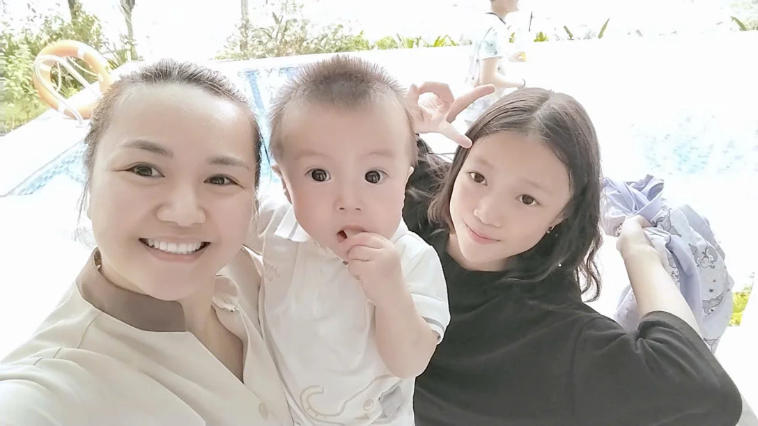 NANNY SERVICE 14 YEARS OF EXPERIENCE - MS. TRAN THUY VAN