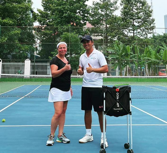 Private tennis lessons on request, multiple levels on international standard courts