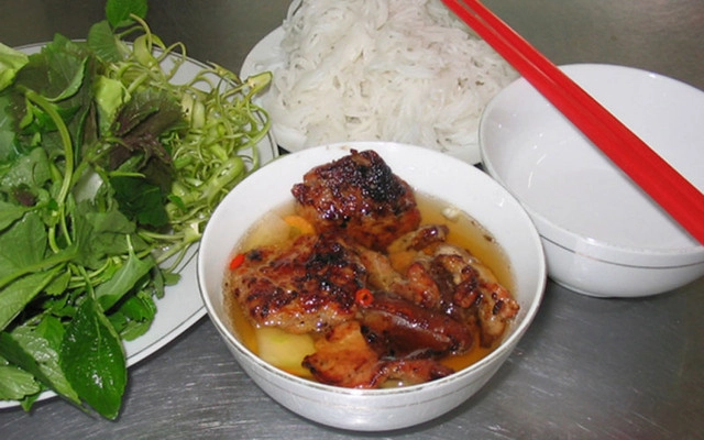 Hanoi vermicelli with grilled pork - all