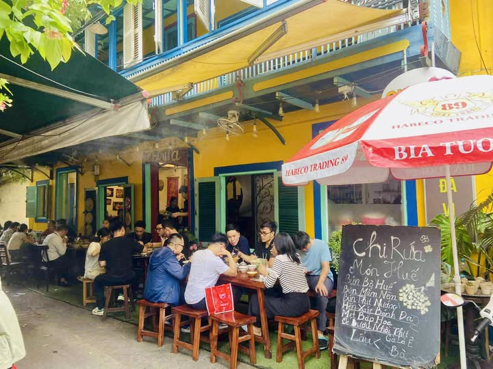 Chi Rứa Quán - Nhà Hàng Huế Quận 1 - all