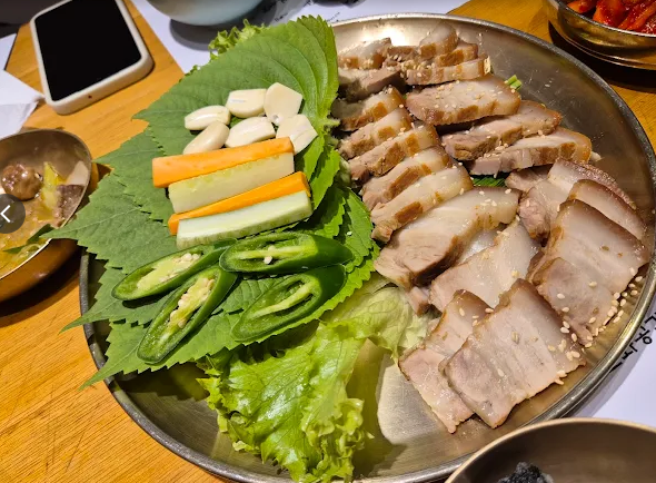 Kyung Bok Gung - all