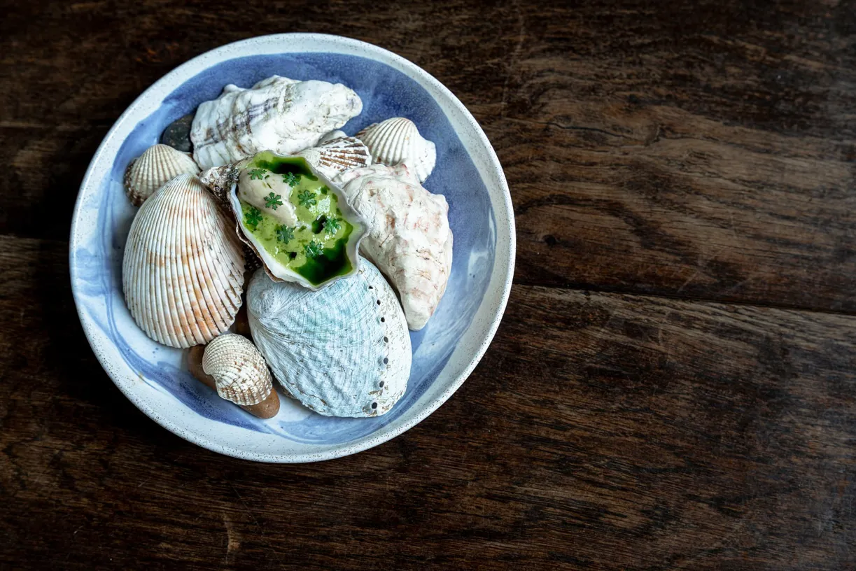 퀸스 사이공 - 2