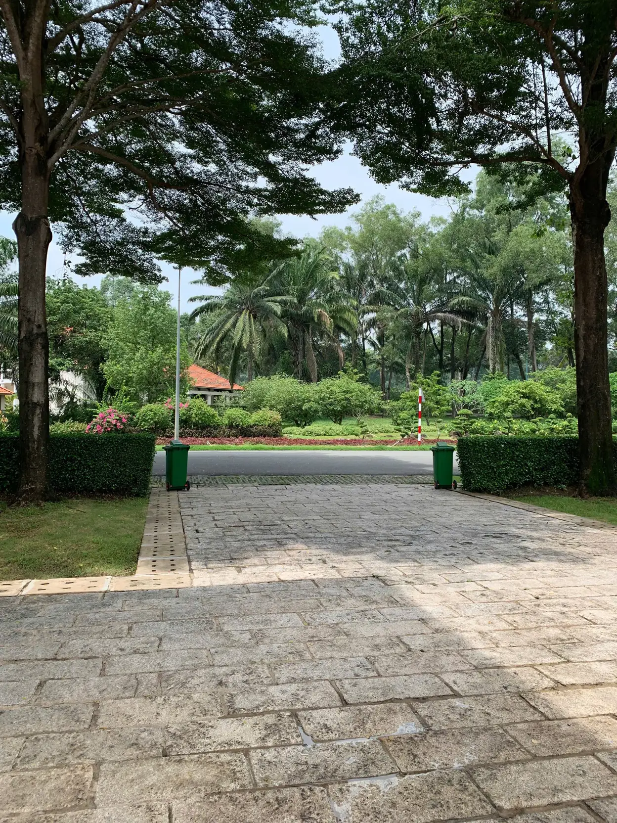 VILLA IVC FOR RENT - VIETNAM GOLF & COUNTRY CLUB