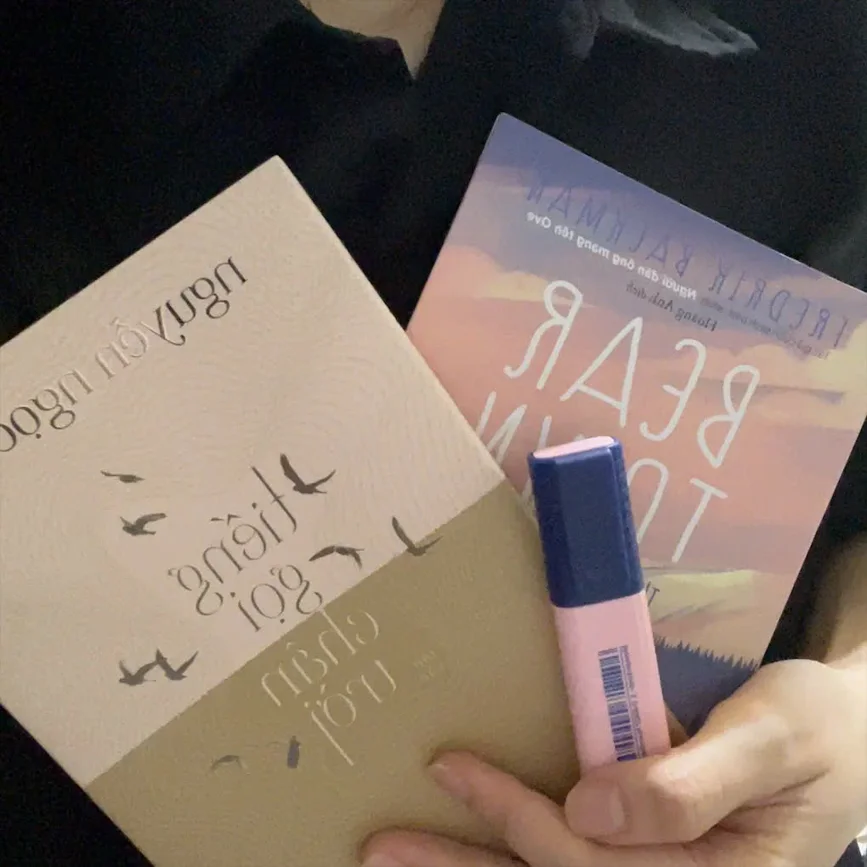 하루가 24시간보다 길면 좋을 텐데… 책을 더 많이 읽고 싶어요~ ㅠㅠ | 이서현