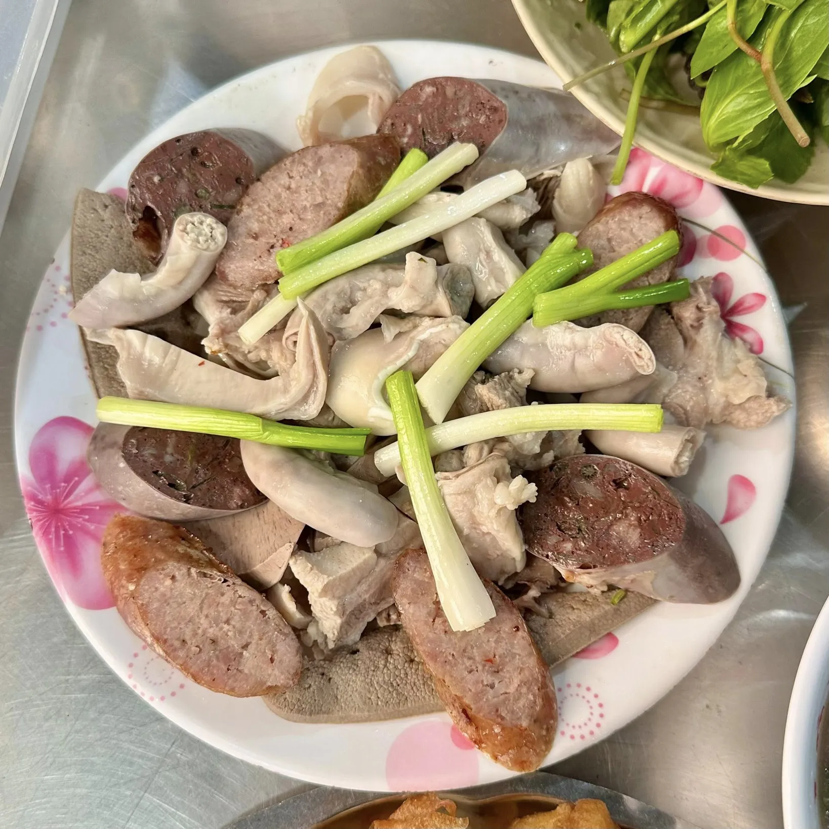 Chao Long 153 Nguyen Thi Minh Khai - all