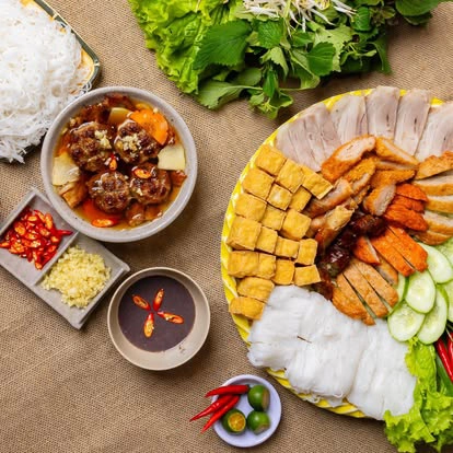 분더우 맘톰 Mac Van Khoa - all