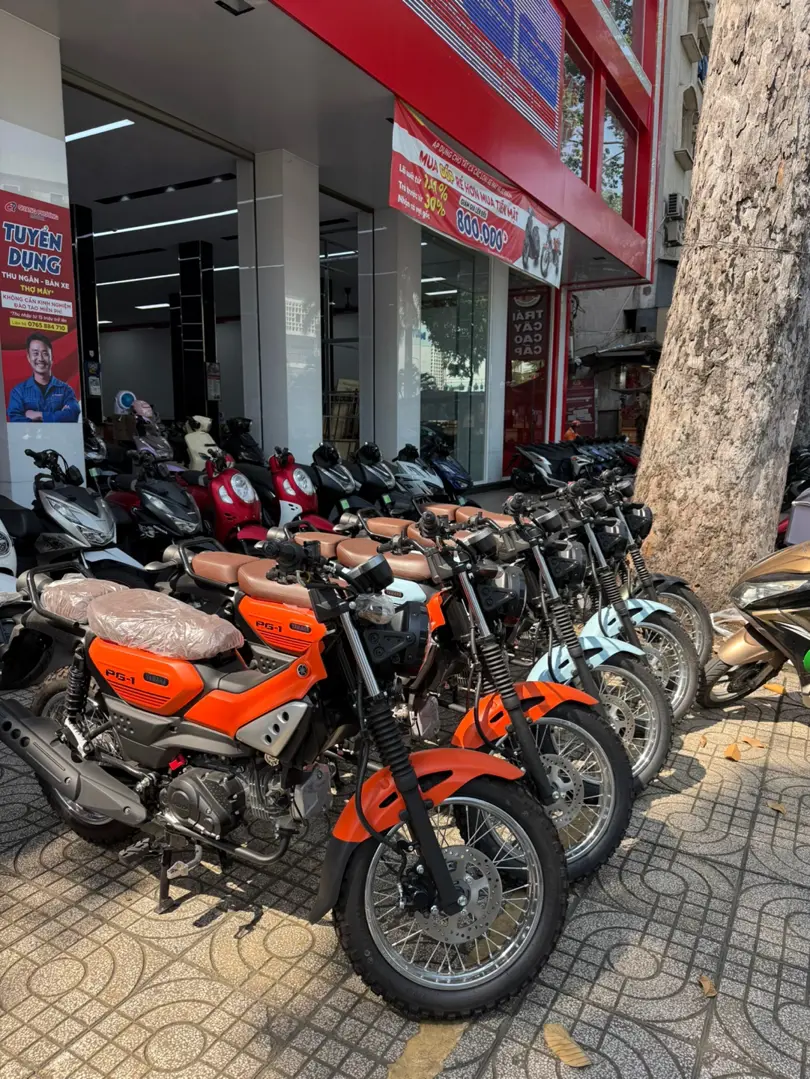 Yamaha PG-1 (115cc)

오늘 5군에 갔다가 우연히 최근 관심 있던 Yamaga PG-1이 전시된 걸 봤습니다. 
직접 보니 더 끌리네요. 🤫🤫

#Yamaga #PG-1 #115cc | 6ixgo