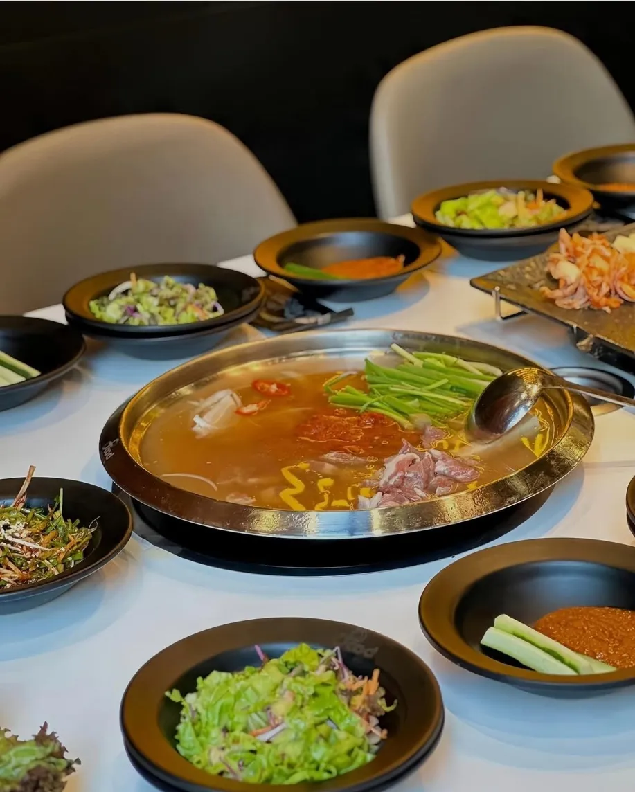 팔색삼겹살 - all