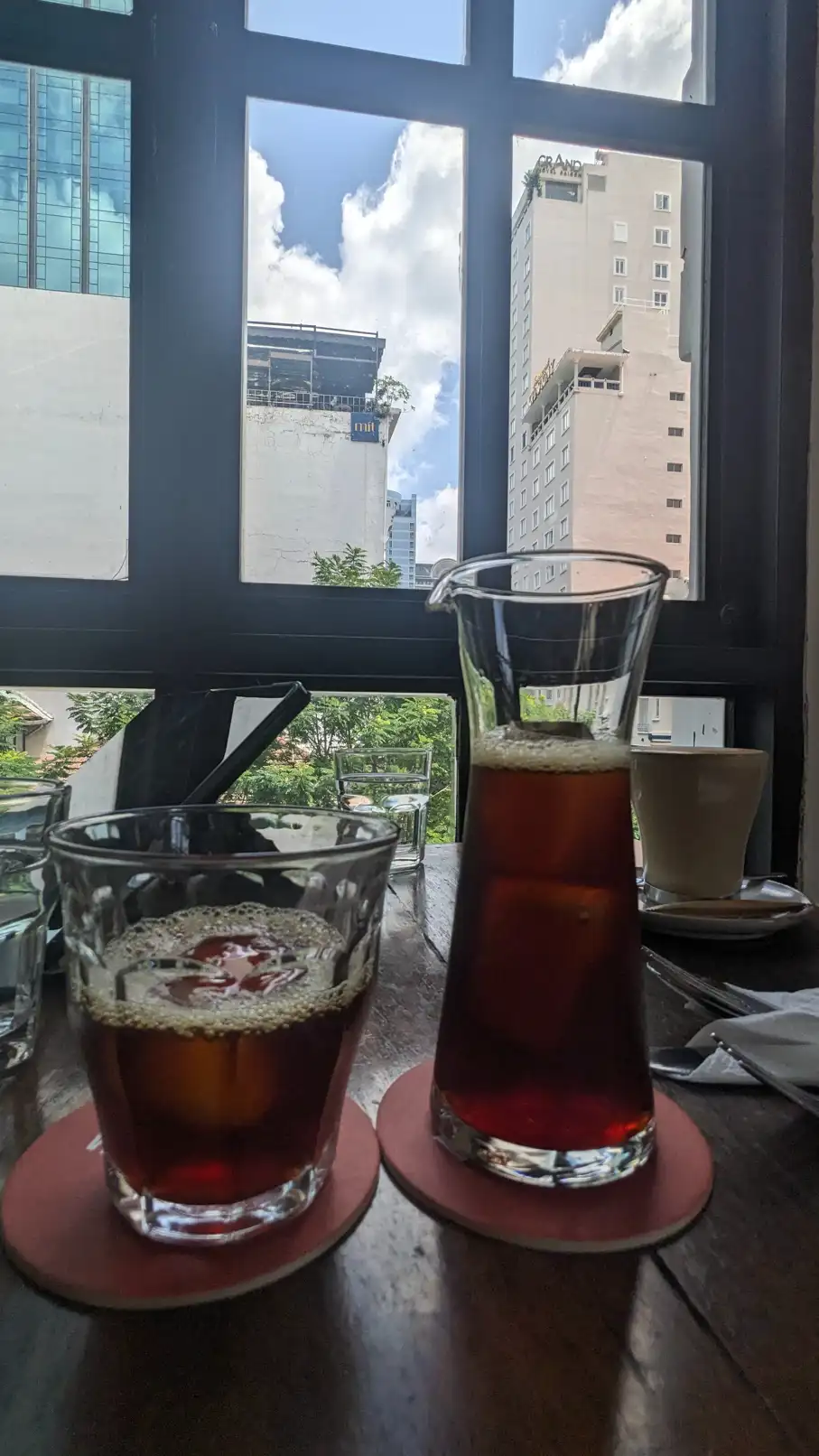 Have a specialty coffee and garlic oil pasta (aglio olio) for brunch 
Location: The workshop coffee - 27 Ngo Duc Ke, District 1 | Quan_Nguyen