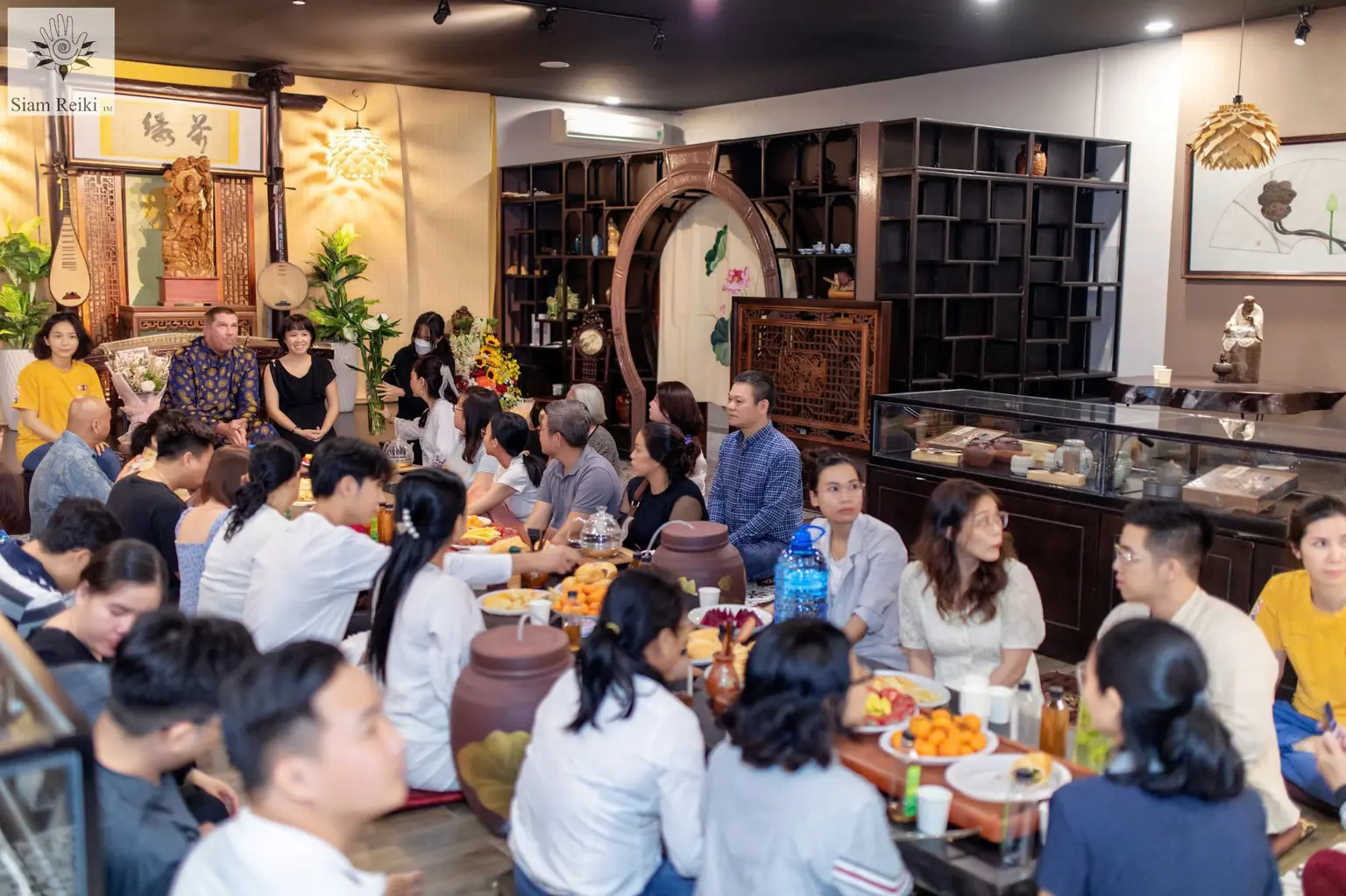 Phiên dịch liền mạch, cầu nối đa quốc gia cho nghành Y khoa và làm đẹp - 1