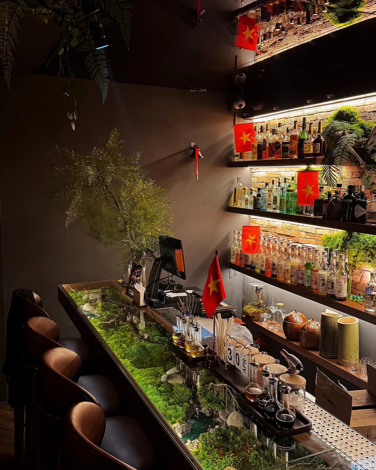 더 모스 바 – 칵테일 바