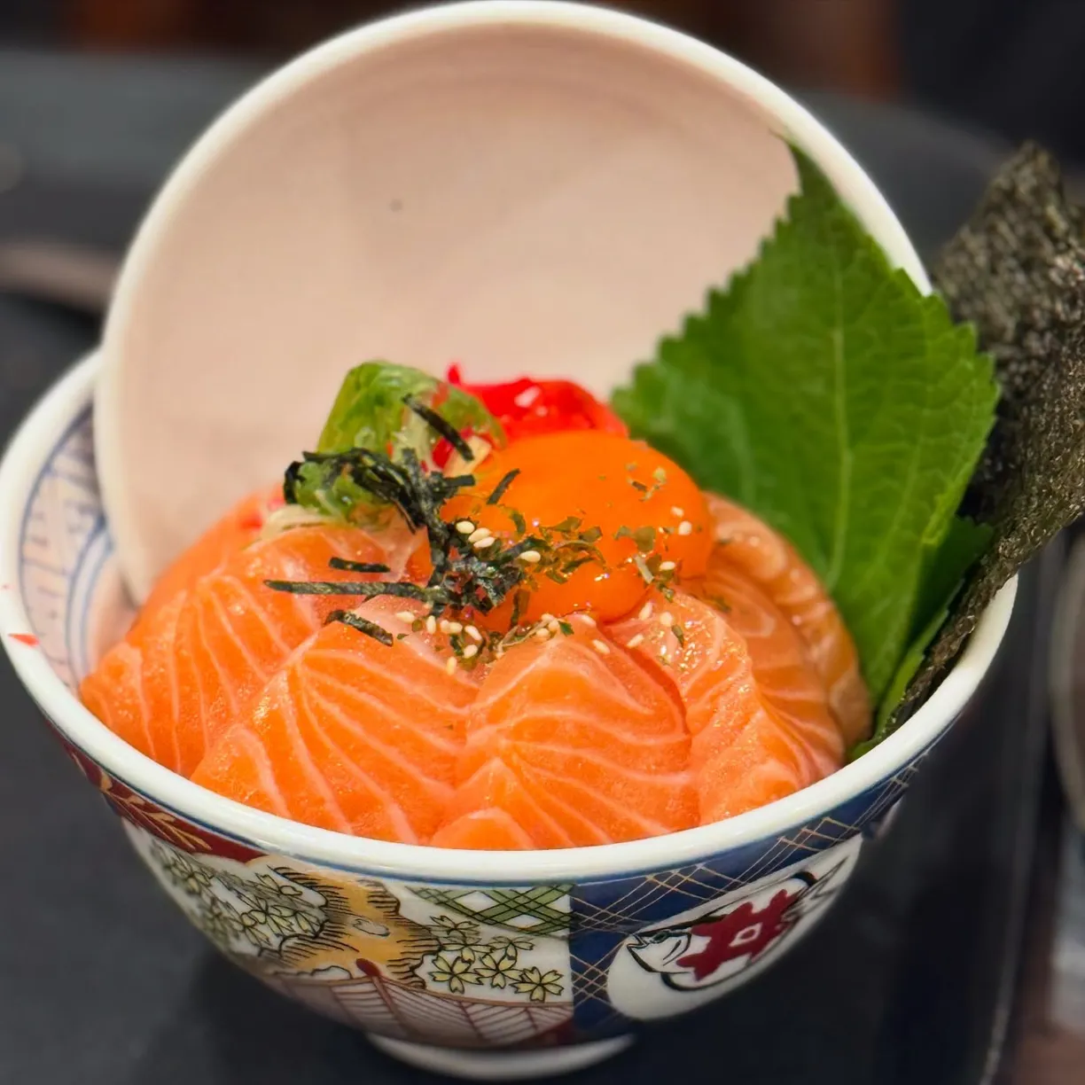 Tròn's kitchen - all