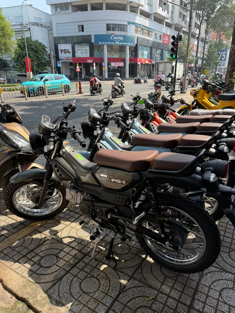 Yamaha PG-1 (115cc)

오늘 5군에 갔다가 우연히 최근 관심 있던 Yamaga PG-1이 전시된 걸 봤습니다. 
직접 보니 더 끌리네요. 🤫🤫

#Yamaga #PG-1 #115cc | 6ixgo