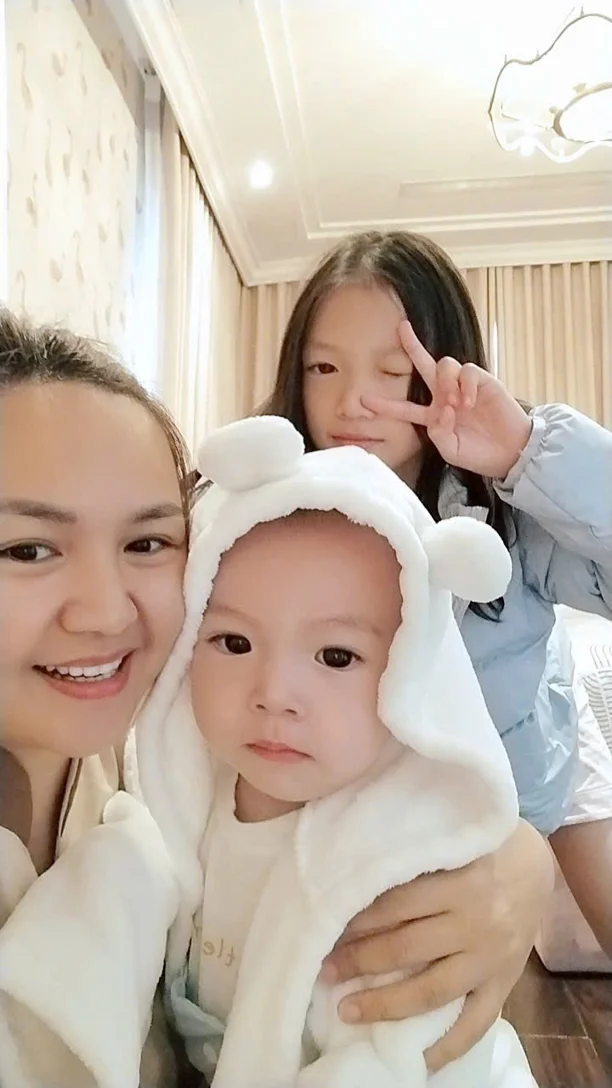 NANNY SERVICE 14 YEARS OF EXPERIENCE - MS. TRAN THUY VAN
