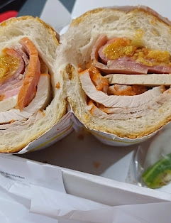 Huynh Hoa Baguette - all