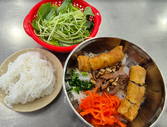 Kieu Bao Grilled Pork Noodles - all