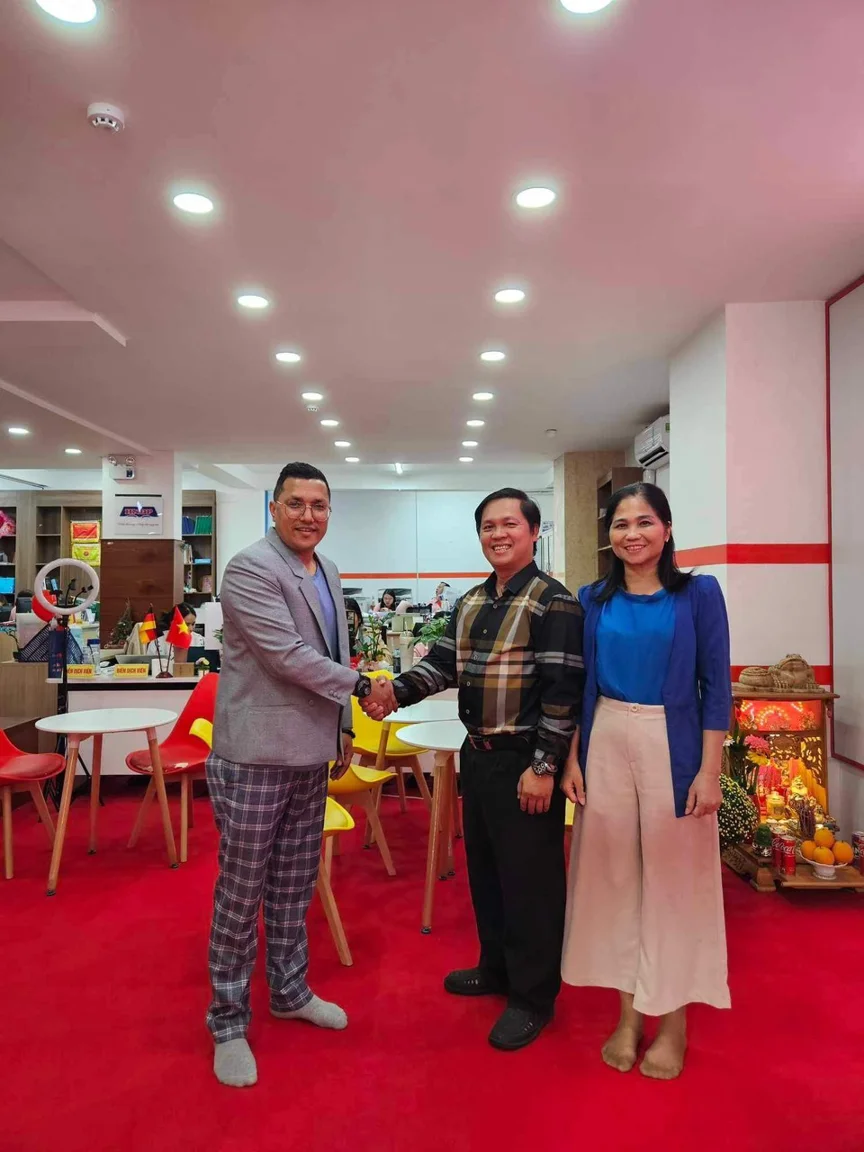 ABC123 English Classes – Master Communication, Pronunciation, Grammar, TOEIC & IELTS - 1