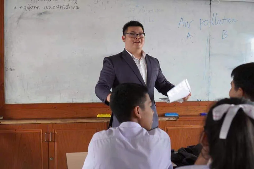 COMMUNICATING LIKE A NATIVE SPEAKER IN 1:1 ENGLISH CLASS