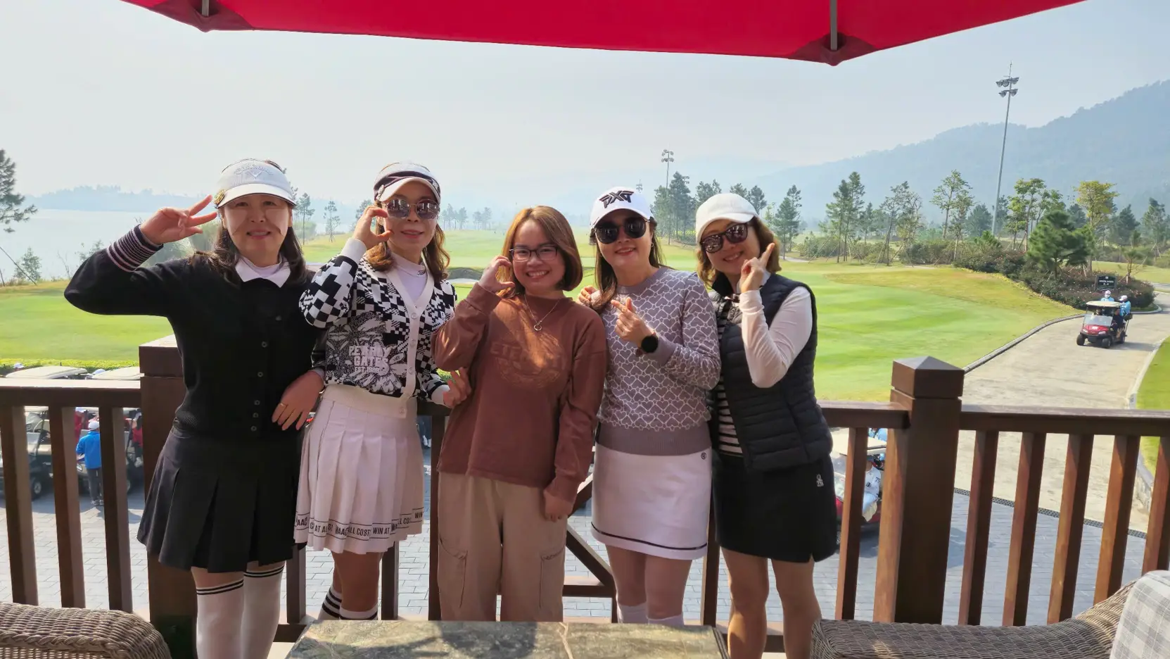 KOREAN TOUR GUIDE - NORTHERN VIETNAM TOUR