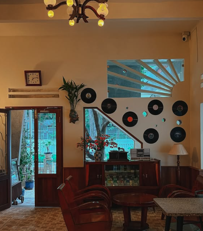 Tiệm Cà Phê Linh - all