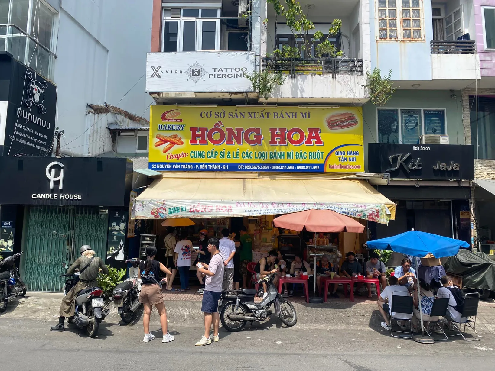 반미 홍 호아 (Banh Mi Hong Hoa) - all