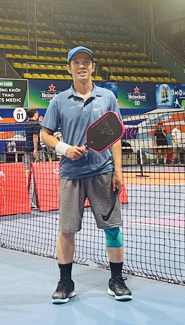 LEARNING PICKLEBALL IS VERY EASY FOR BEGINNERS!