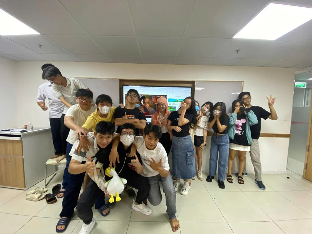 ENGLISH CLASS FOR BEGINNERS AND IMPROVING COMMUNICATION SKILLS - 2