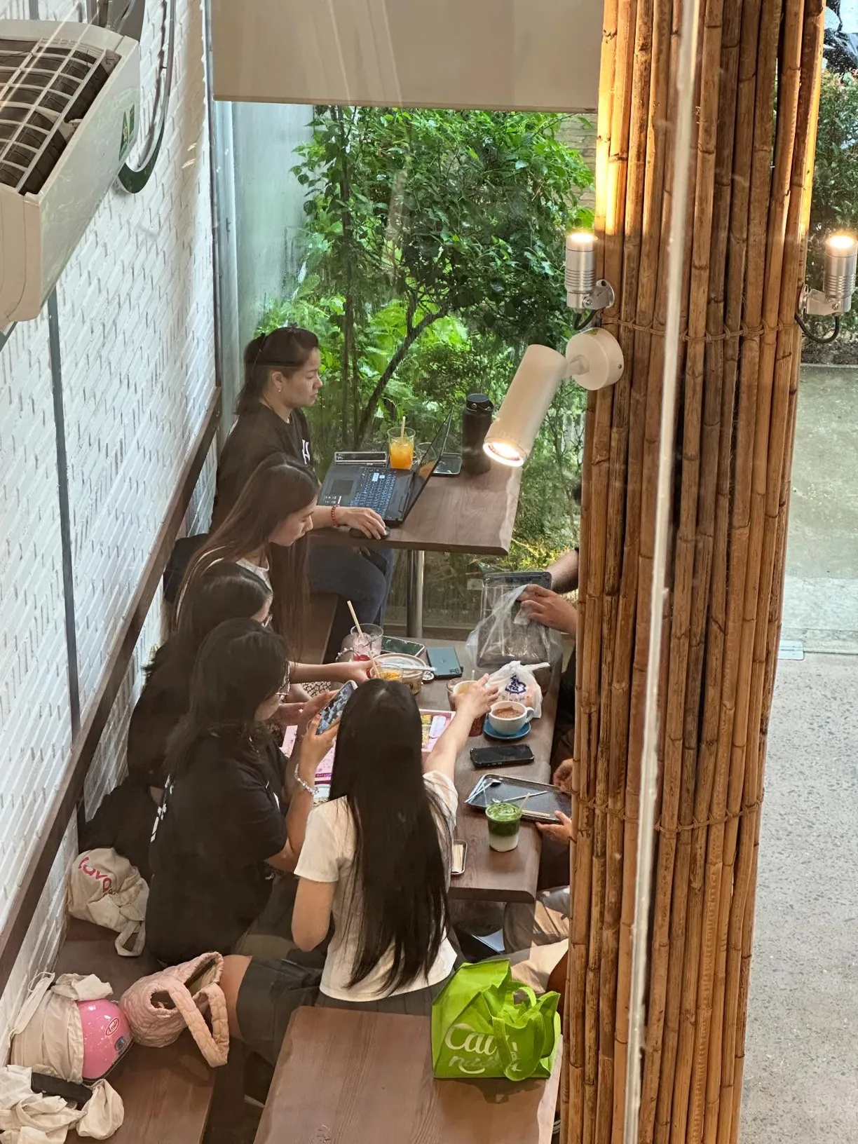 커피트리 로스터스 - Coffee Tree Roasters - all