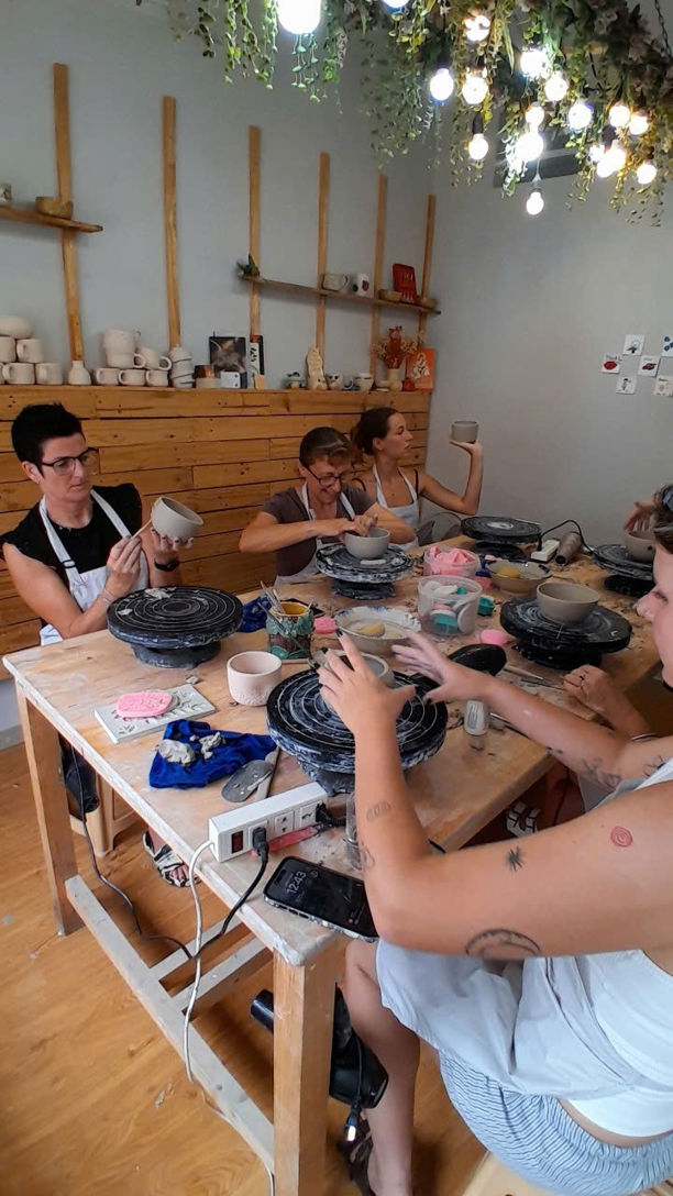 Enjoy a fun pottery experience and take home your creation in just 3 hours!