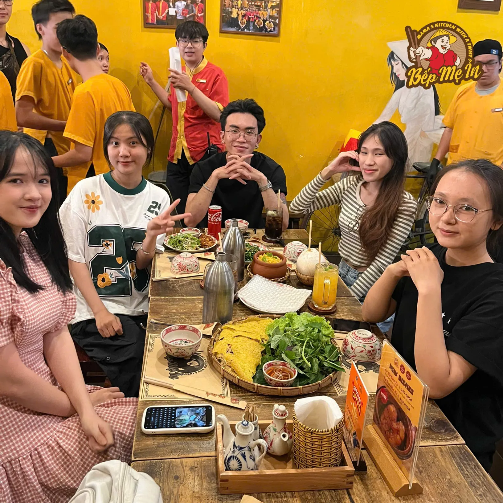 Bếp Mẹ Ỉn - Lê Thánh Tôn - all