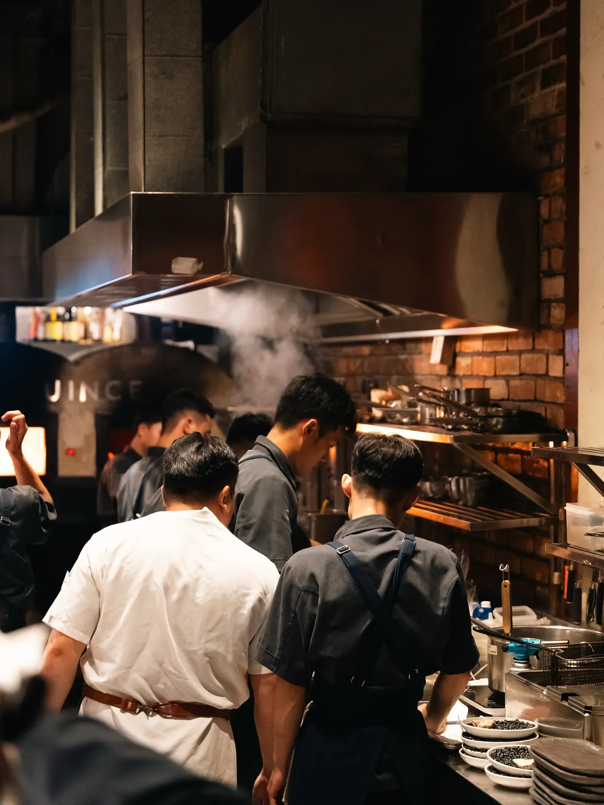 퀸스 사이공 - all