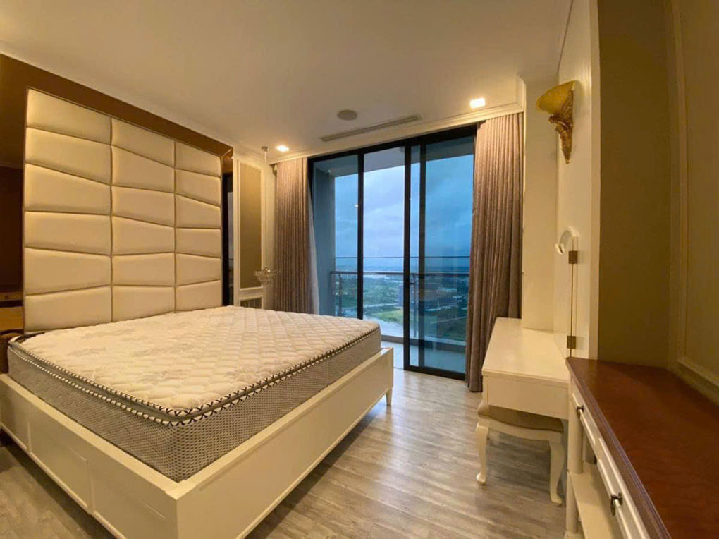 Long-term rental - luxury apartments in the city center