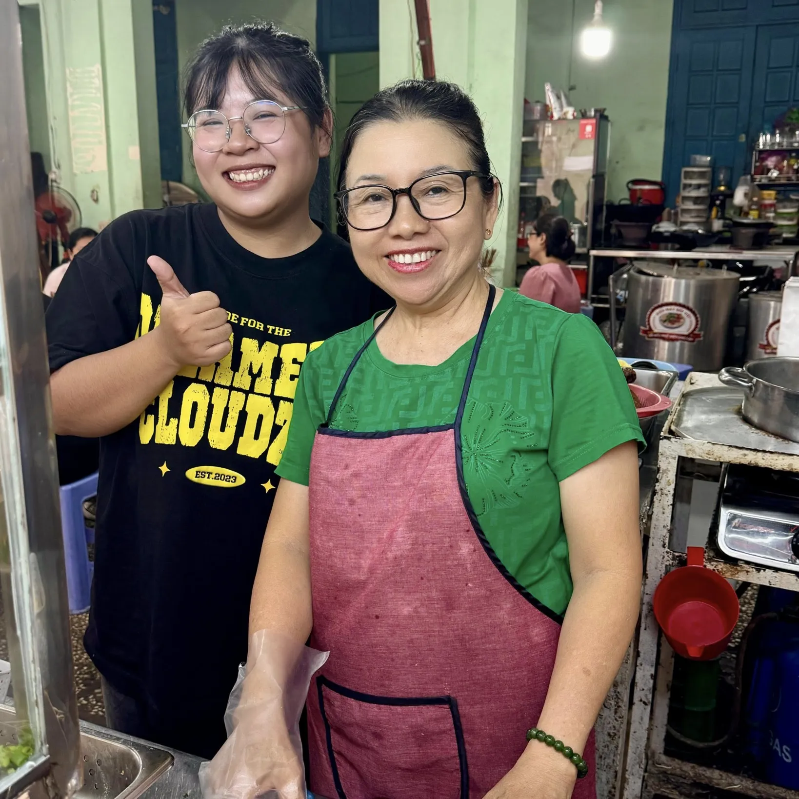 Chao Long 153 Nguyen Thi Minh Khai - all