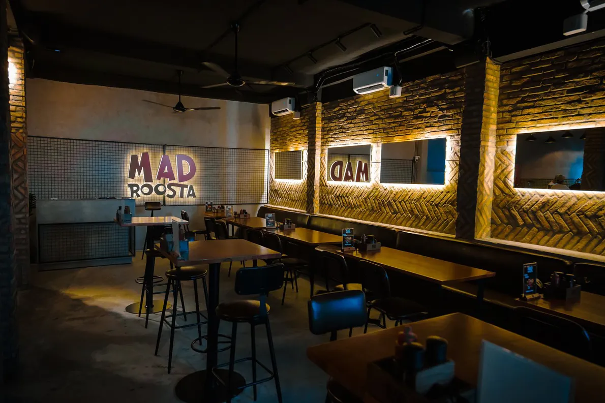 MAD ROOSTA | Burgers & Grill - all